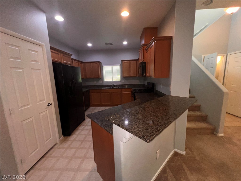 9564 Vega Carpio Avenue