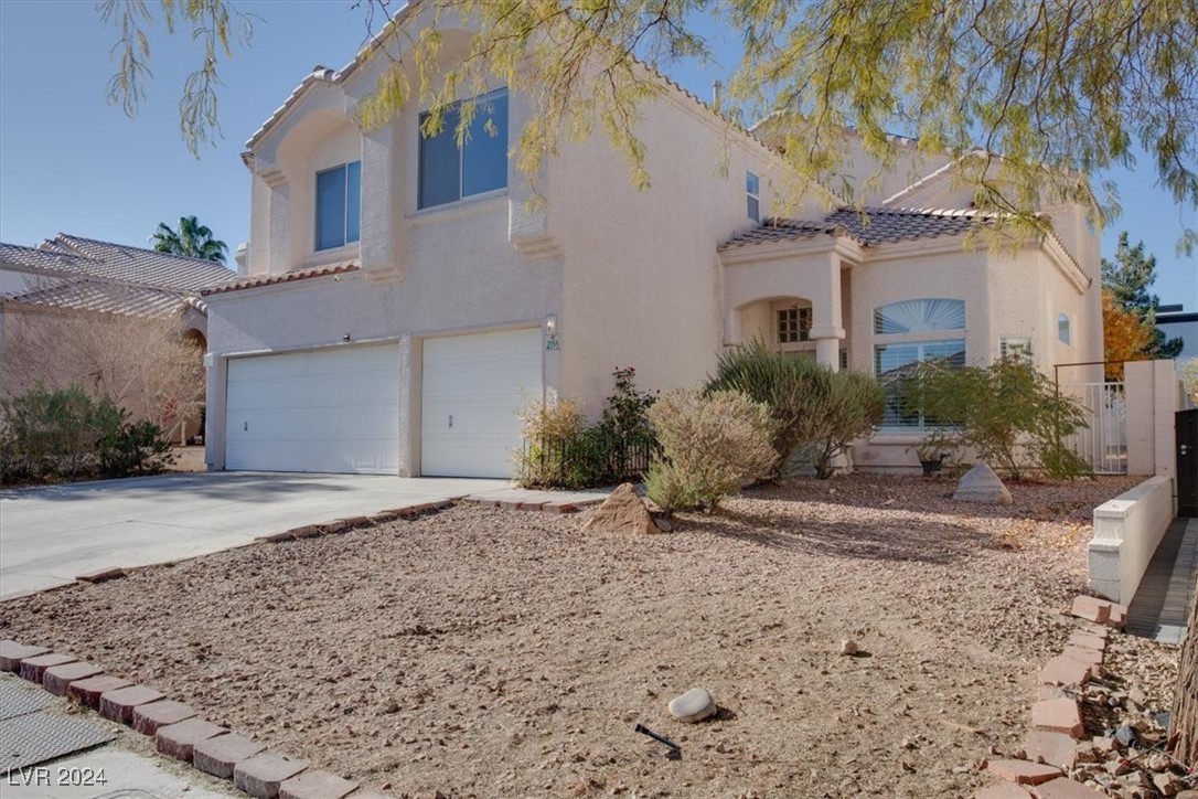 2155 Fountain Springs Drive, Henderson, Nevada image 2