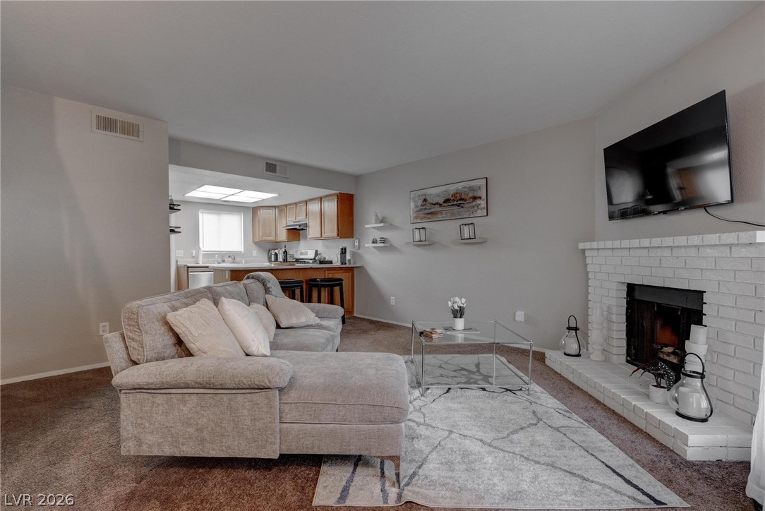 573 Sellers Place