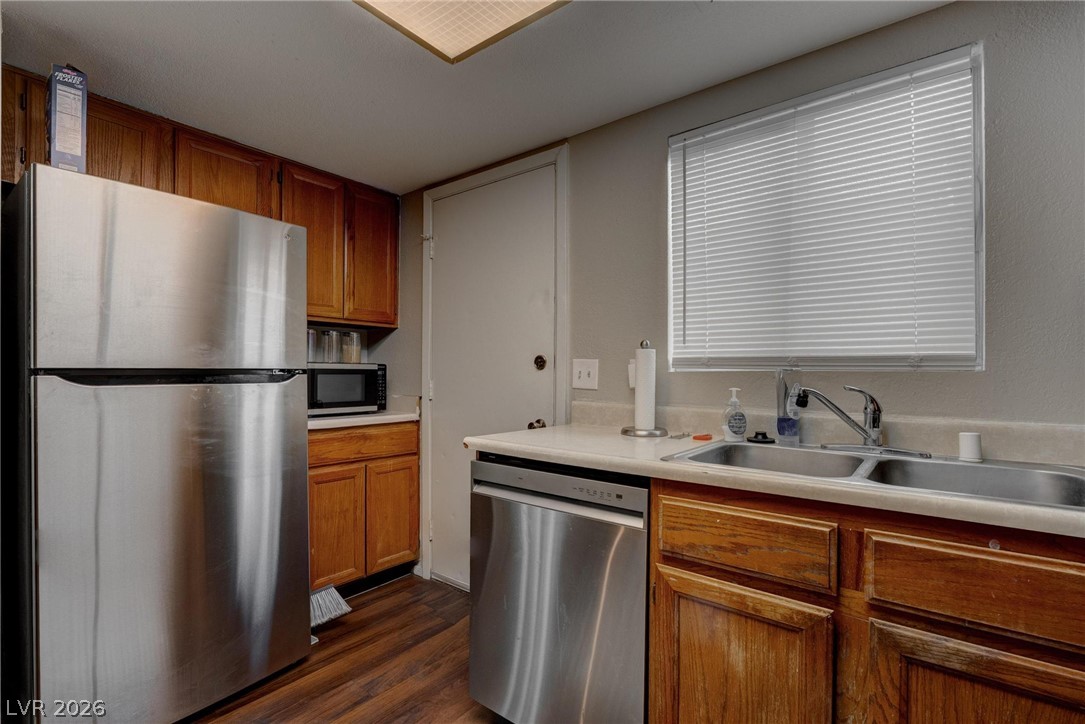 573 Sellers Place