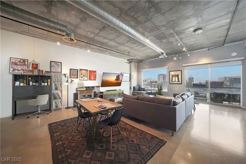 Photo of 900 Las Vegas Boulevard #715, Las Vegas, NV 89101 (MLS # 2683633)