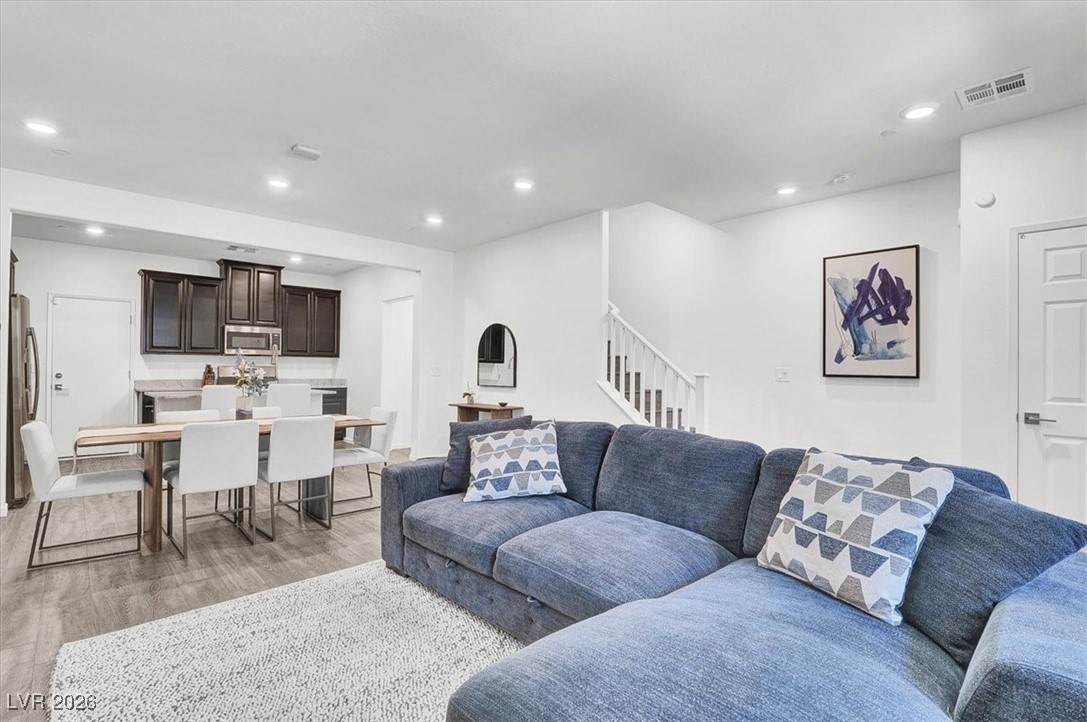 124 Lomita Heights Drive