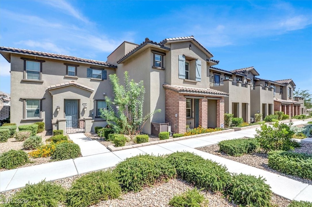 124 Lomita Heights Drive