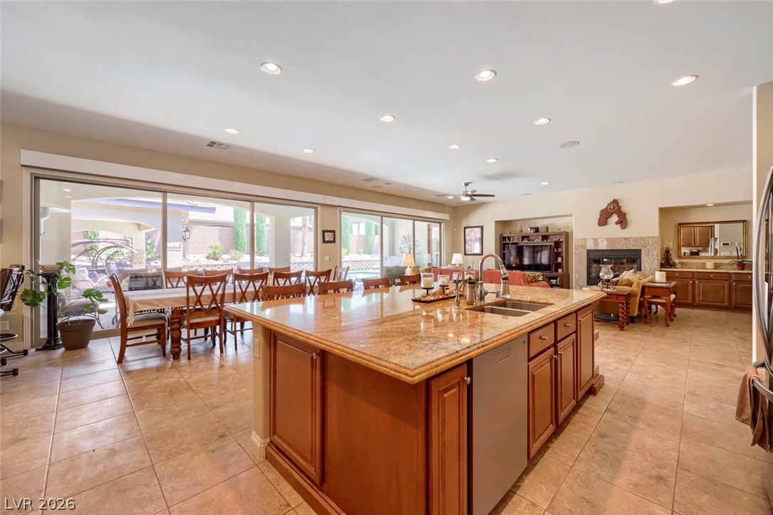 9752 Serene Star Way