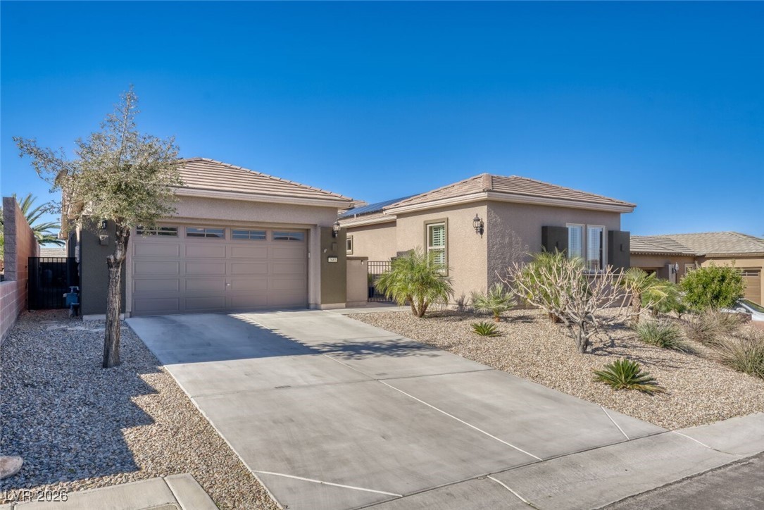 2685 Paris Amour Street