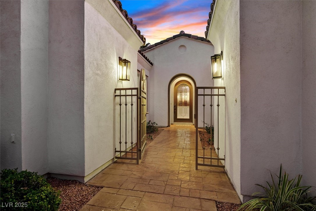 Properties 2 3074 Soft Horizon Way