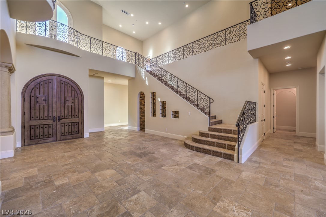 16 Anthem Pointe Court