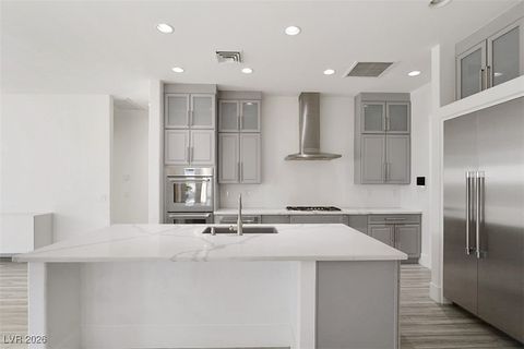 271 E Shelbourne Avenue Las Vegas NV 89123