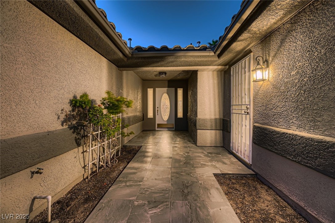 8284 Center Stage Avenue