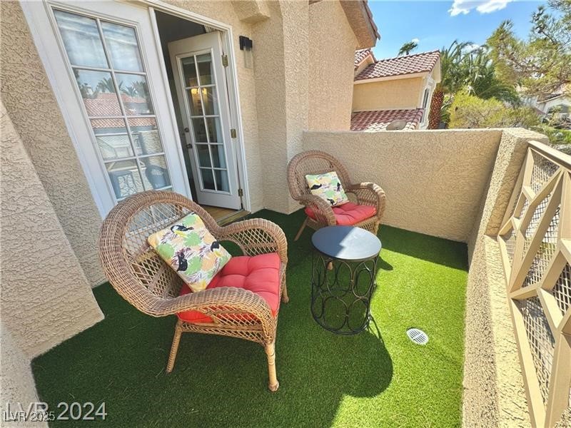 Henderson, Nevada 89074, United States, 4 Bedrooms Bedrooms, ,3 BathroomsBathrooms,Residential,Pending,7387