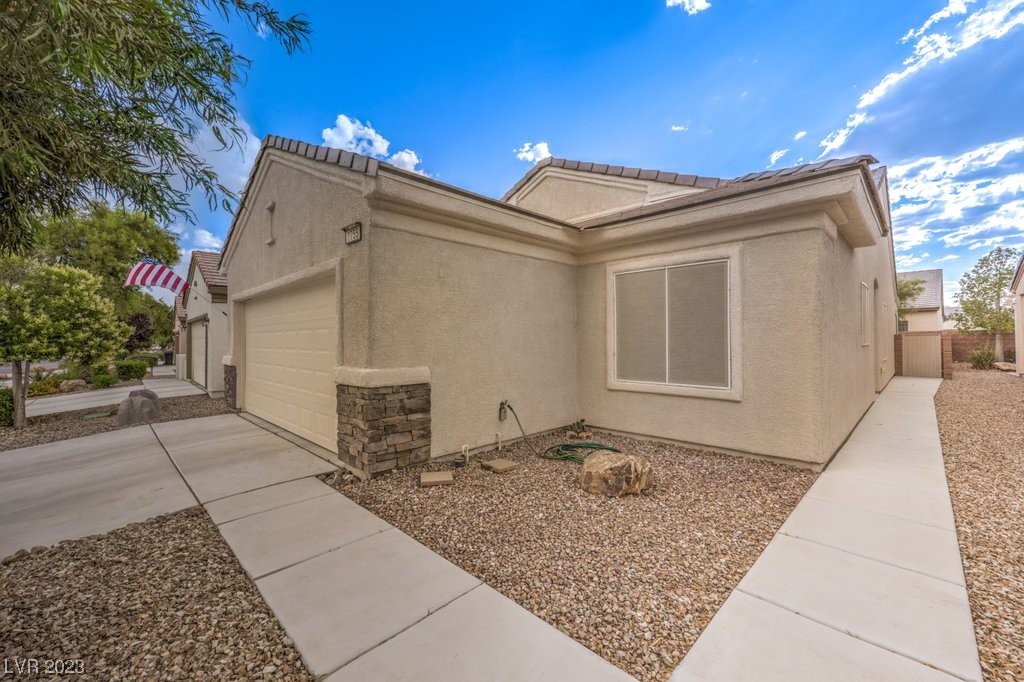 Photo 4 of 45 of 7755 Widewing Drive house