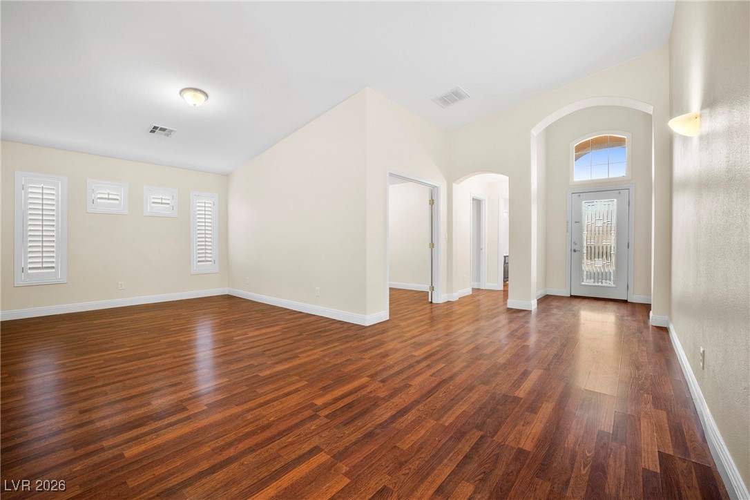 8893 Rio Grande Falls Avenue