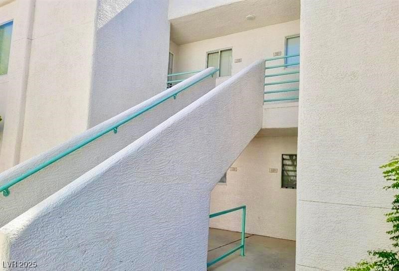 Las Vegas, Nevada 89145, United States, 2 Bedrooms Bedrooms, ,2 BathroomsBathrooms,Residential,Active,89582