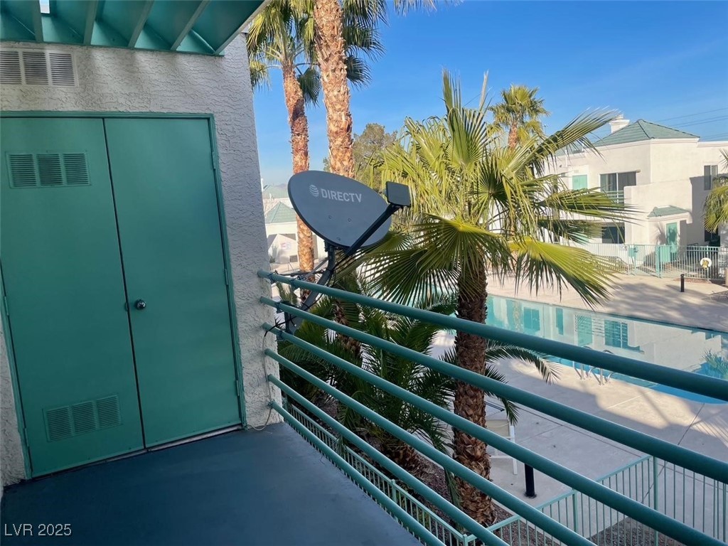 Las Vegas, Nevada 89145, United States, 2 Bedrooms Bedrooms, ,2 BathroomsBathrooms,Residential,Active,89582