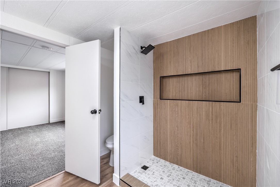 1879 Quintearo Street