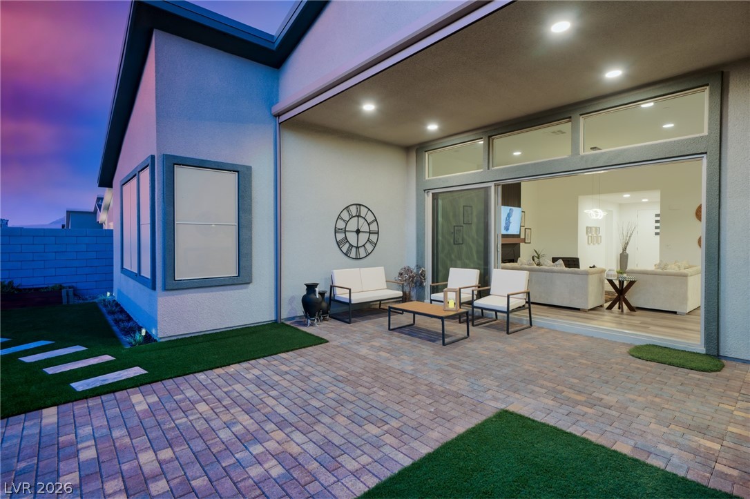 9783 Evergreen Pine Street