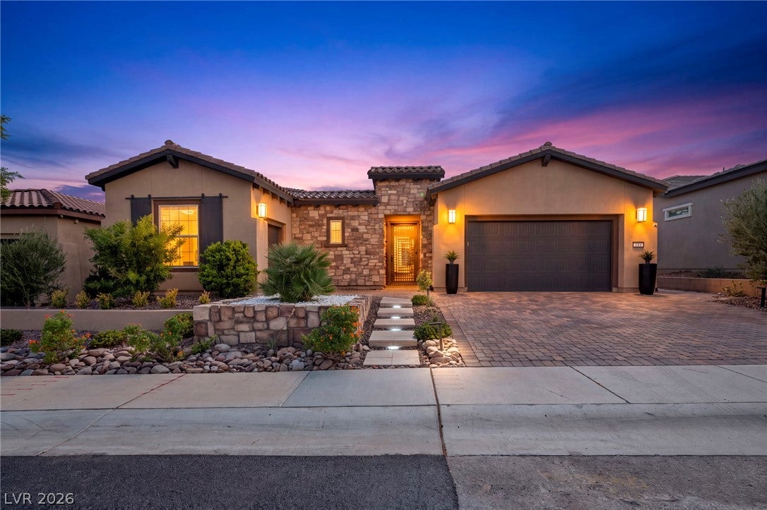 128 Mirage View Drive