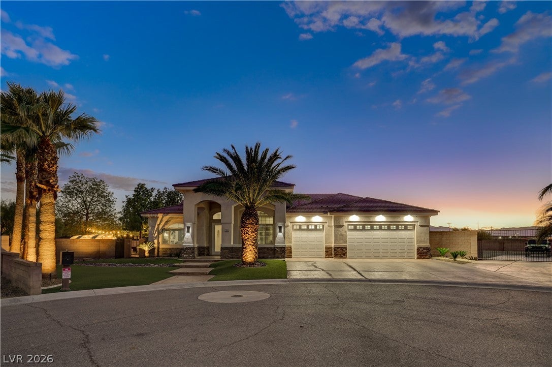 135 E Mesa Verde Lane