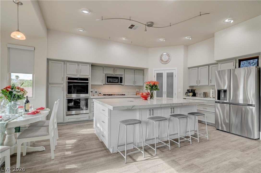 135 E Mesa Verde Lane