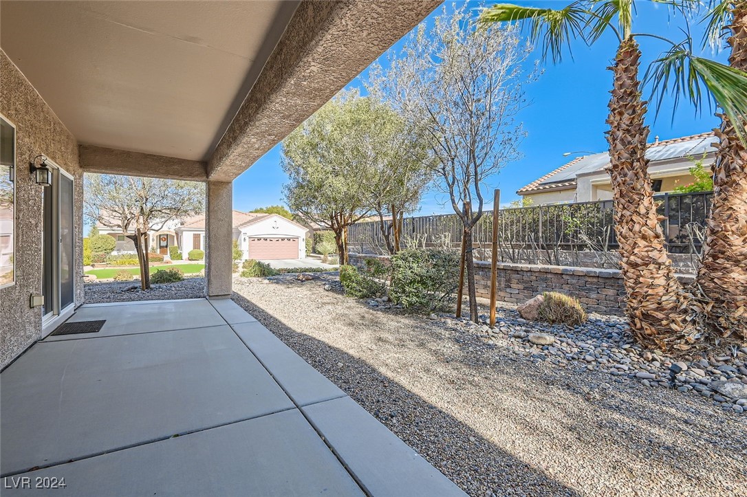 2116 Clearwater Lake Drive, Henderson, Nevada image 35