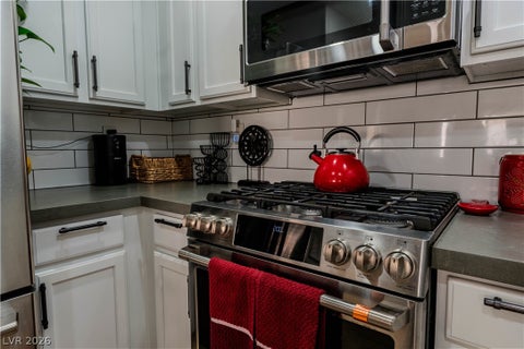 Tiny photo for 2084 Airy Petals Walk, Henderson, NV 89044 (MLS # 2797317)