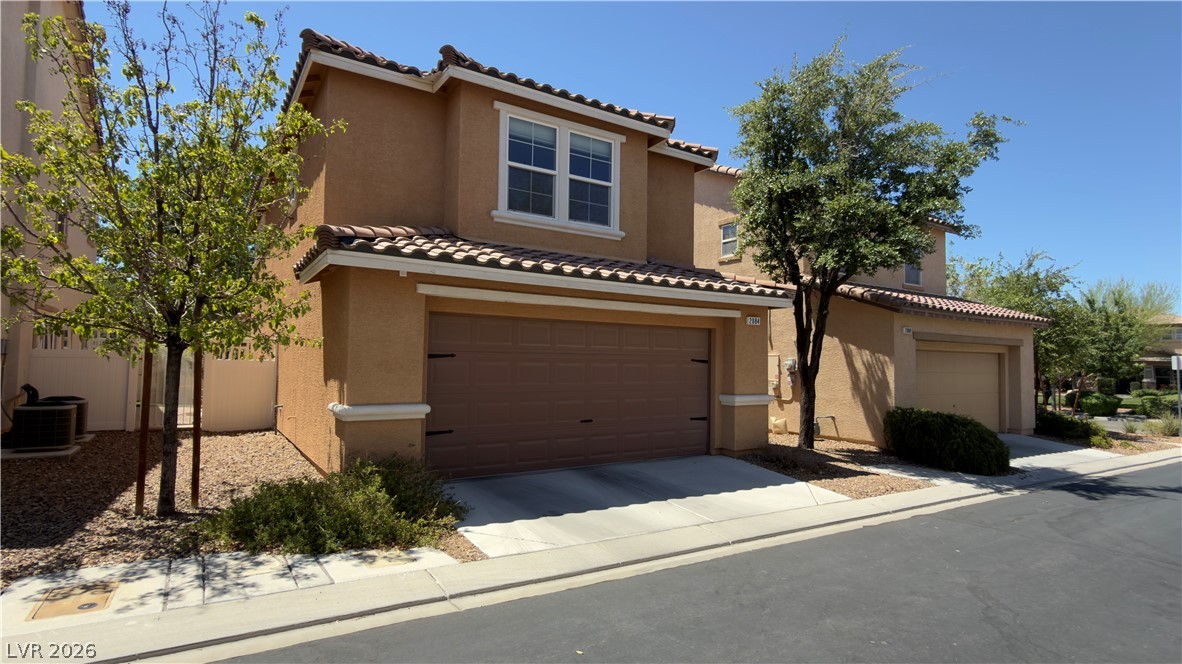 2084 Airy Petals Walk
