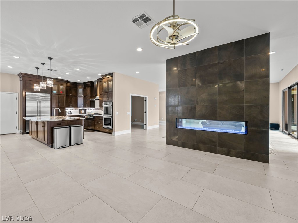 2404 Quartz Peak Street