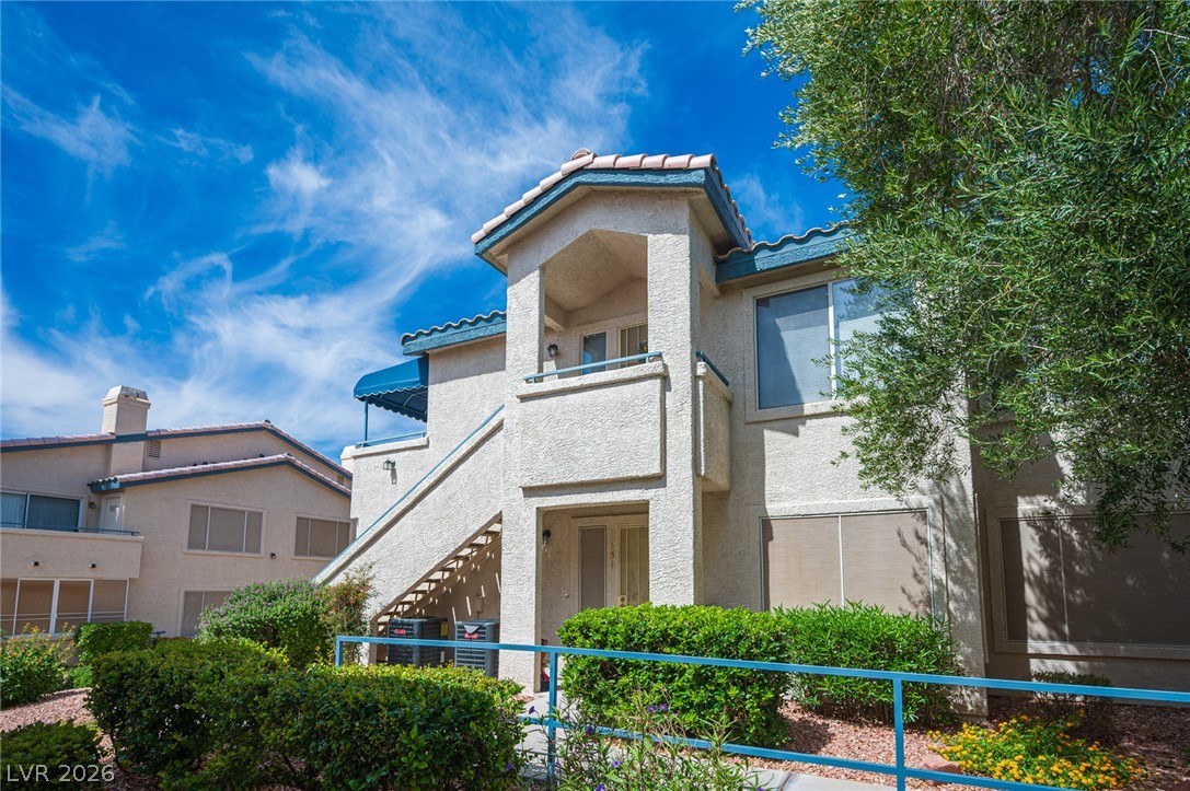 3425 E Russell Road 251