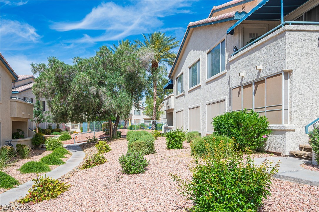3425 E Russell Road 251
