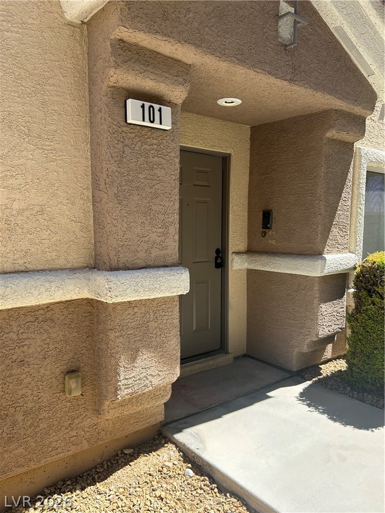 9440 Thunder Sky Street 101
