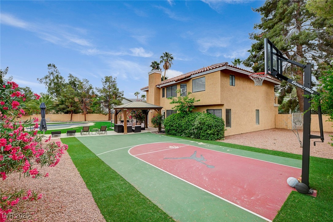 2224 Lucerne Court