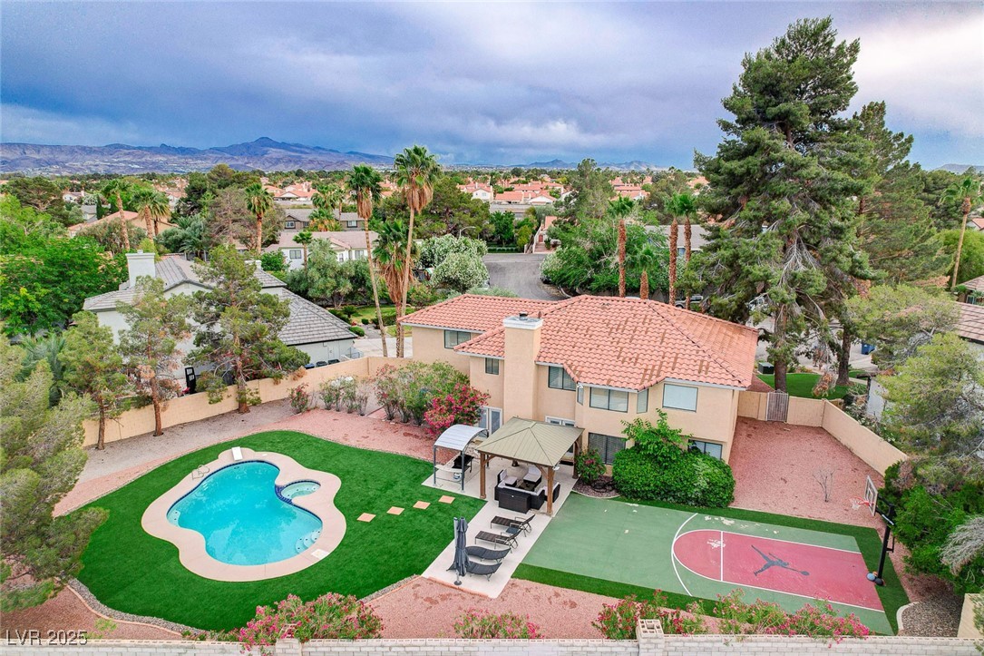 2224 Lucerne Court