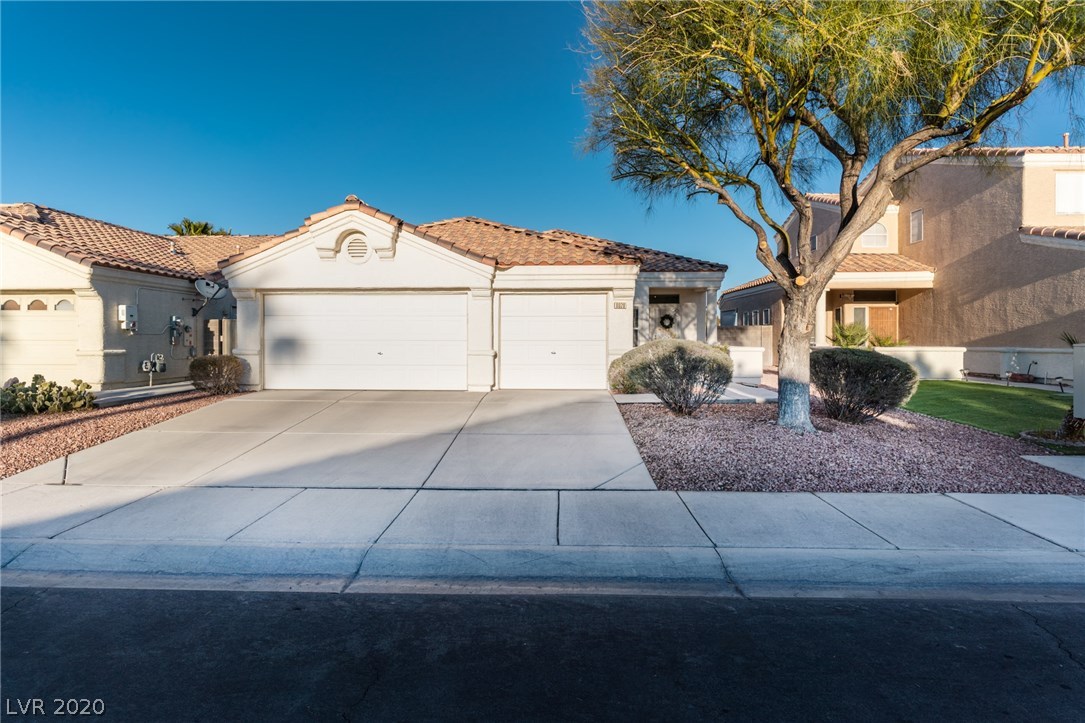 Photo 1 of 35 — 8020 SUMMER MOON Place, Las Vegas, NV 89129