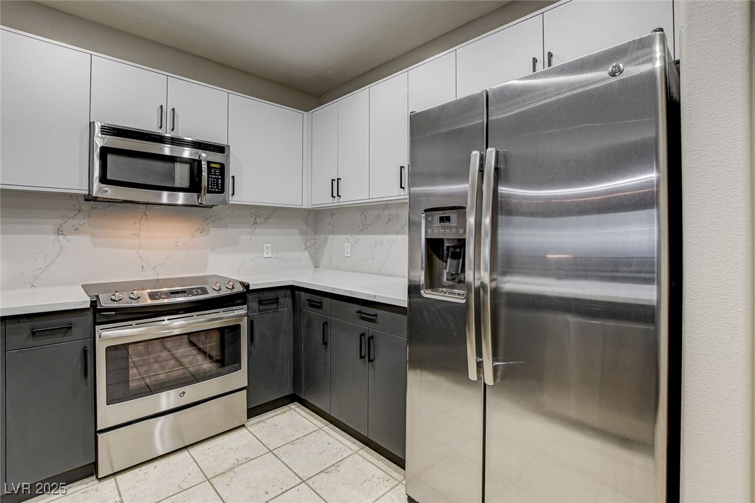 8255 Las Vegas Boulevard 705