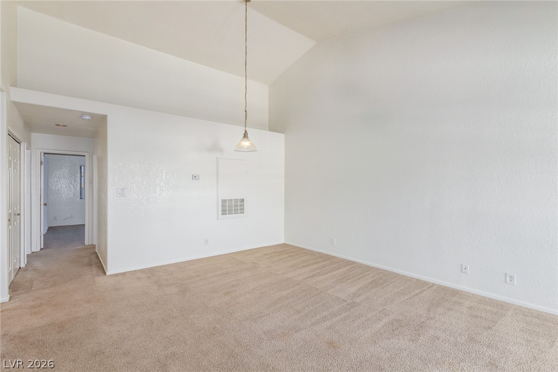 5072 RAINBOW Boulevard 205