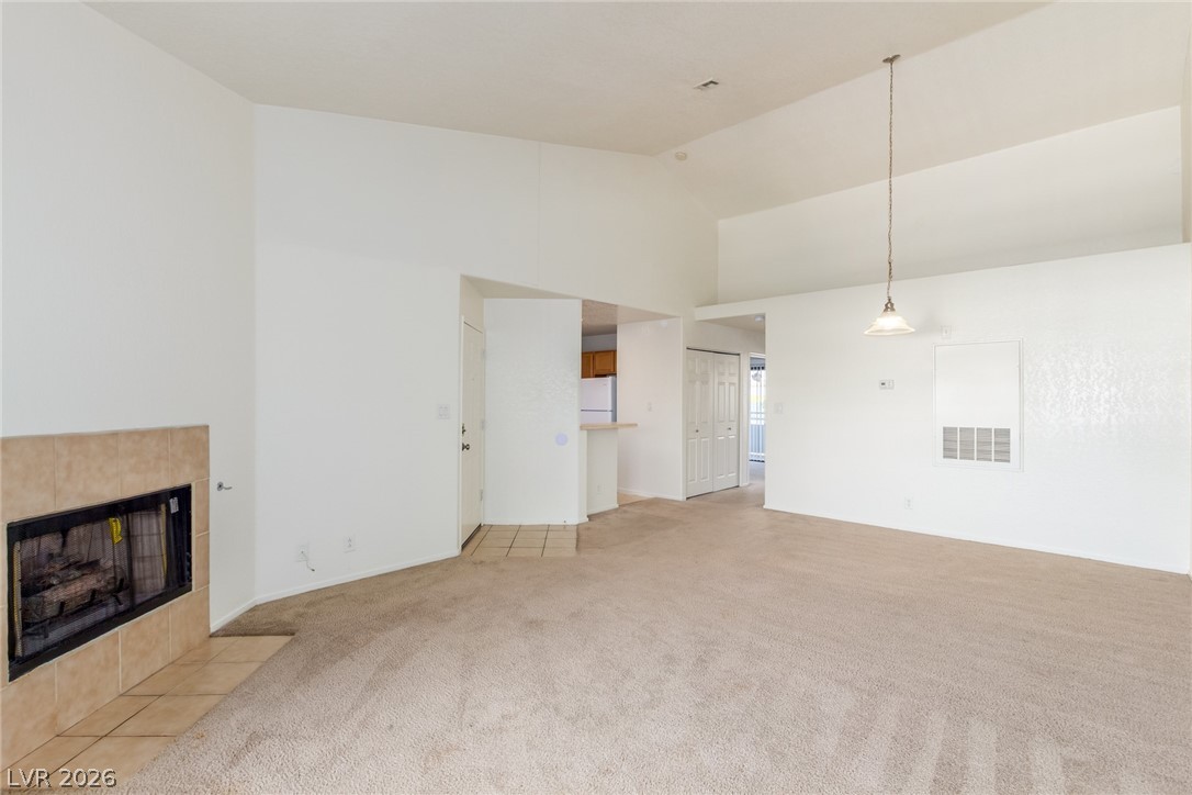5072 RAINBOW Boulevard 205