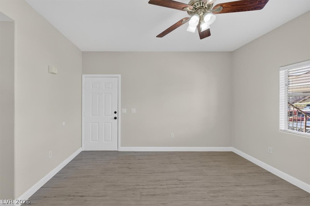8501 W University Avenue 1014