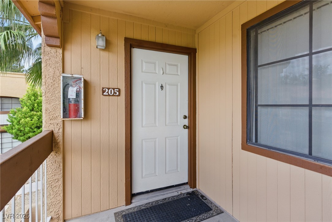 5166 S Jones Boulevard 205