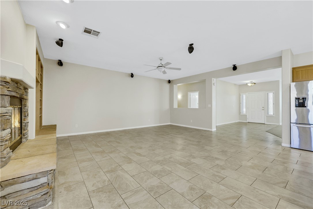 Henderson, Nevada 89052, United States, 3 Bedrooms Bedrooms, ,3 BathroomsBathrooms,Residential,Active,158688