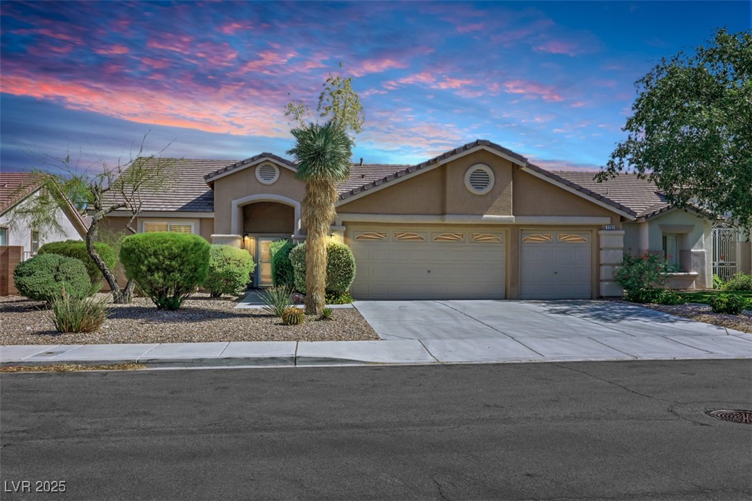 Henderson, Nevada 89052, United States, 3 Bedrooms Bedrooms, ,3 BathroomsBathrooms,Residential,Active,158688