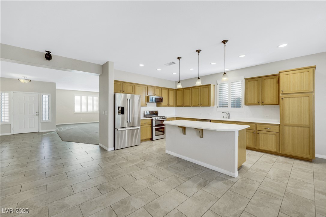 Henderson, Nevada 89052, United States, 3 Bedrooms Bedrooms, ,3 BathroomsBathrooms,Residential,Active,158688