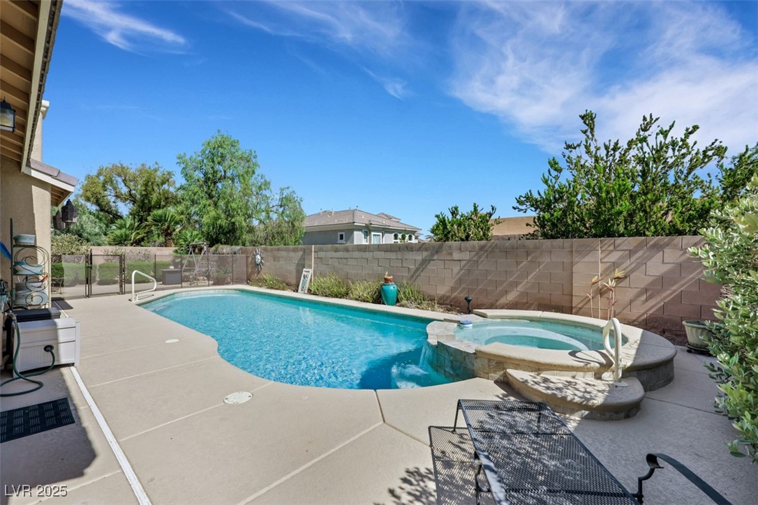 Henderson, Nevada 89052, United States, 3 Bedrooms Bedrooms, ,3 BathroomsBathrooms,Residential,Active,158688