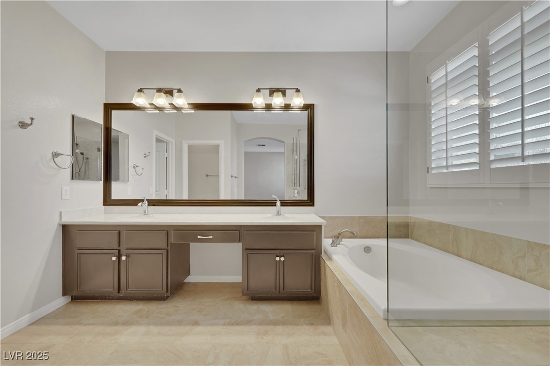 Henderson, Nevada 89052, United States, 3 Bedrooms Bedrooms, ,3 BathroomsBathrooms,Residential,Active,158688