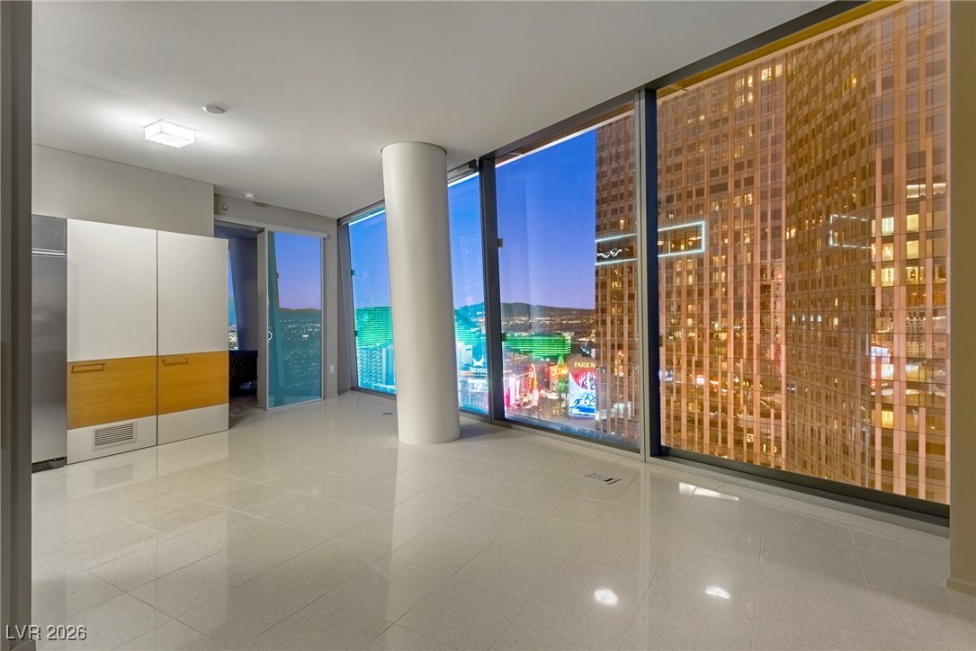 3722 Las Vegas Boulevard 1702