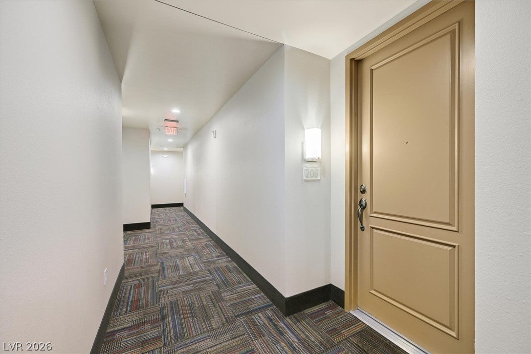 59 E Agate Avenue 206