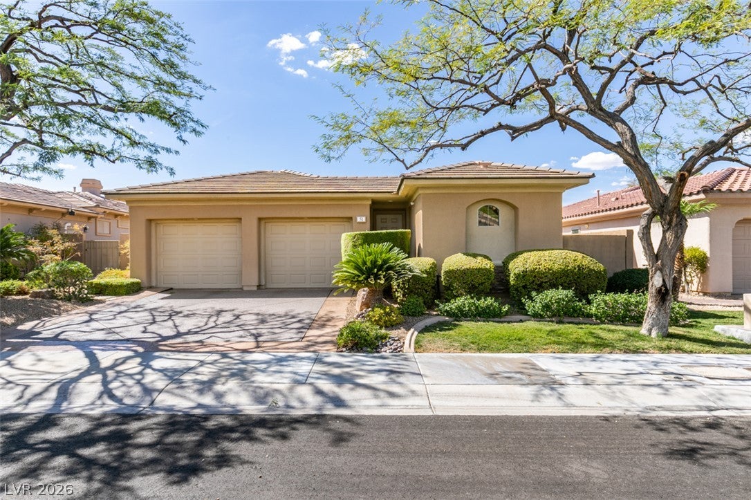 51 E Braelinn Drive