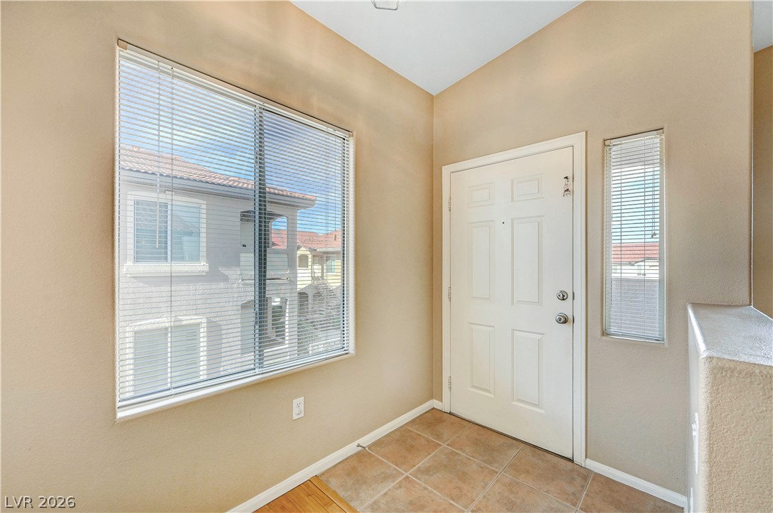 2305 W Horizon Ridge Parkway 2423