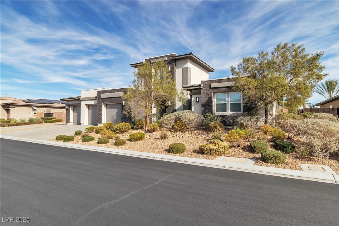 6130 Pebble Glen