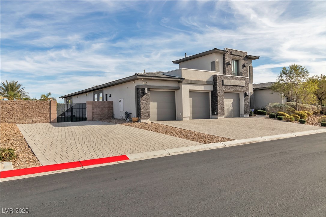 6130 Pebble Glen