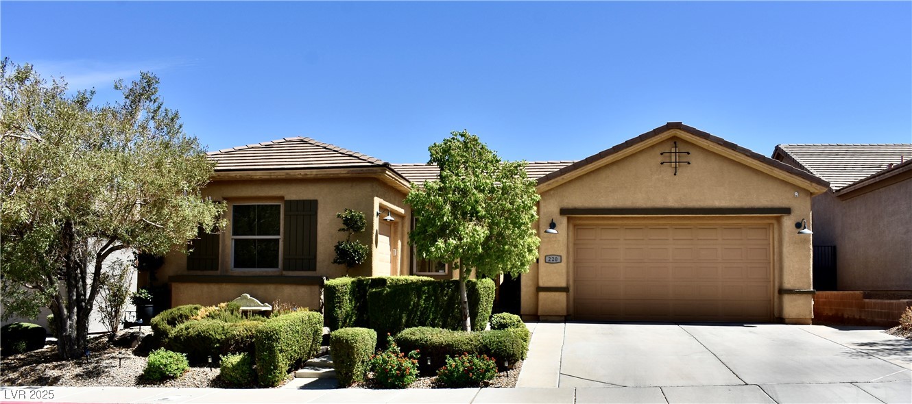 220 Palmetto Pointe Drive